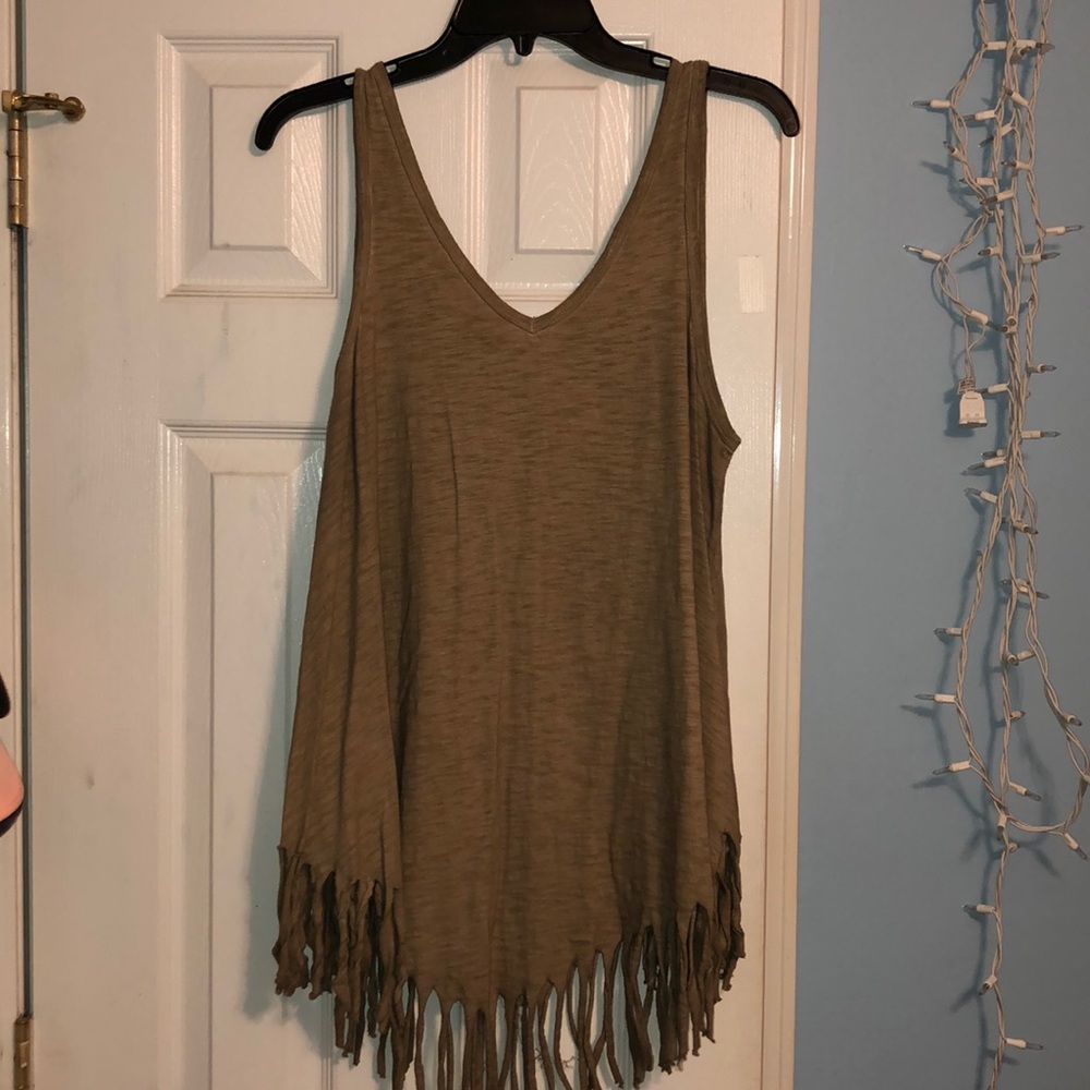 Fringe Tank